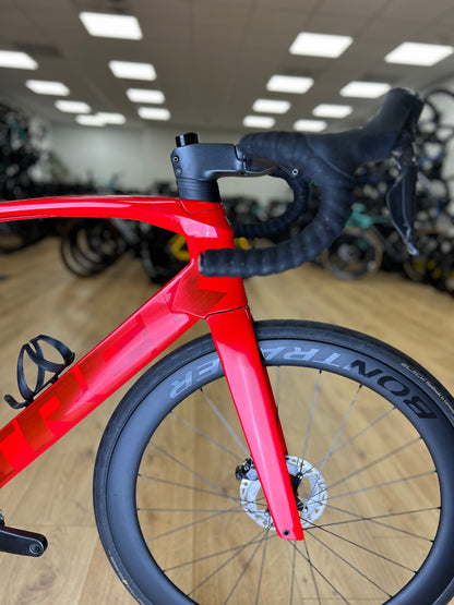 Trek Madone SL7 Di2 Carbon Road Bike