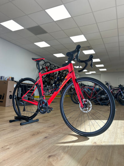 Cube Attain Carbon Ultegra Racefiets