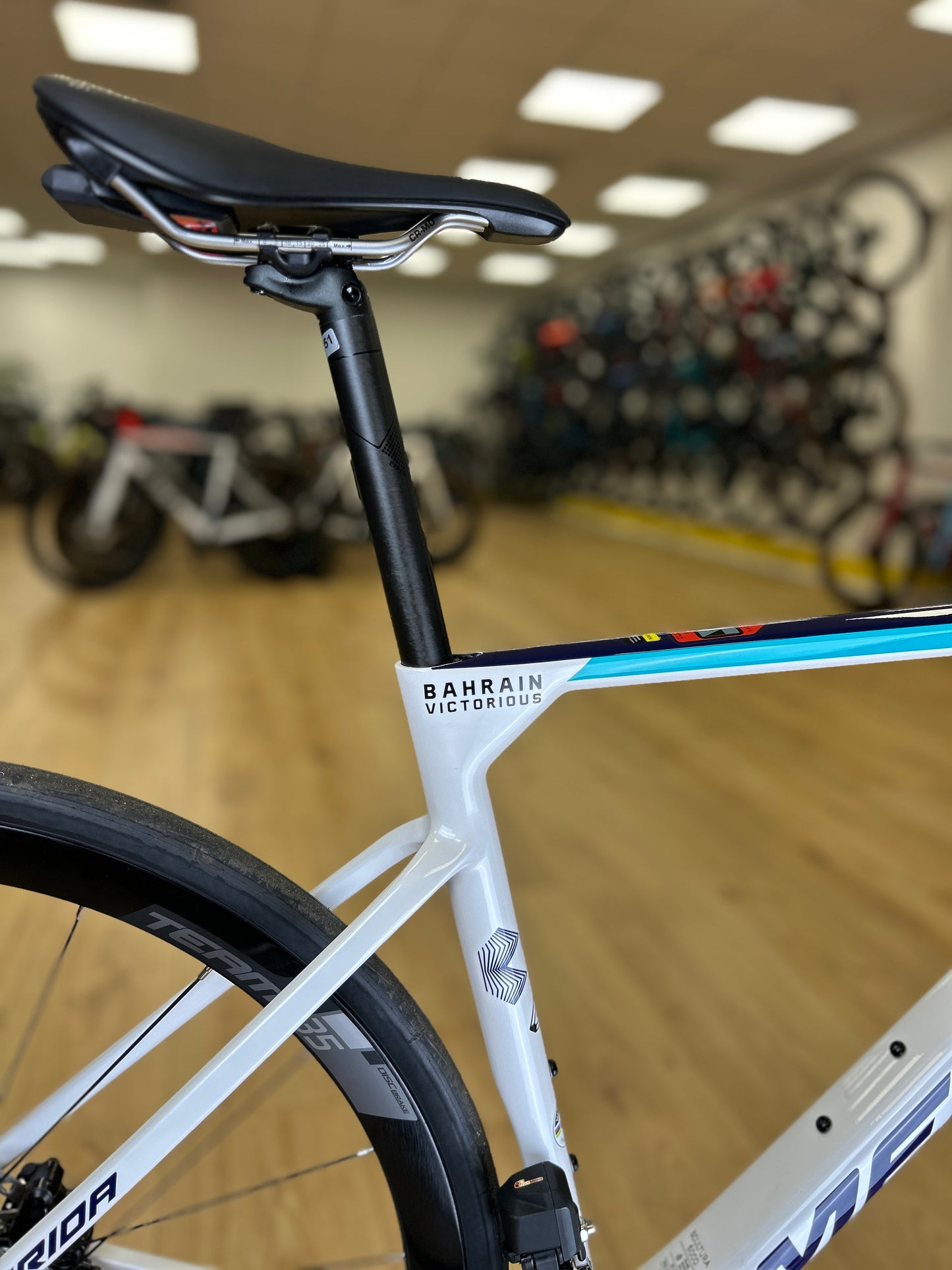 SHOWROOM MODEL 0km Merida Scultura 5000 Di2 Carbon Racefiets