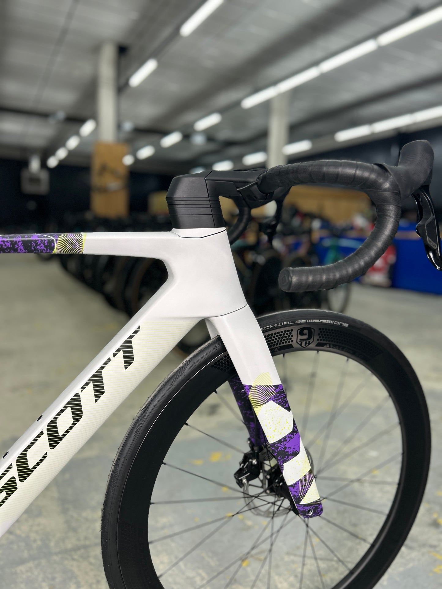 NEW Scott Foil RC30 AXS Carbon Road Bike