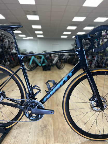 Giant Defy Advanced Pro 0 Di2 Carbon Racefiets