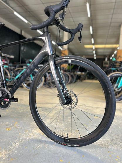 Giant Defy Advanced Pro AXS Carbon Racefiets