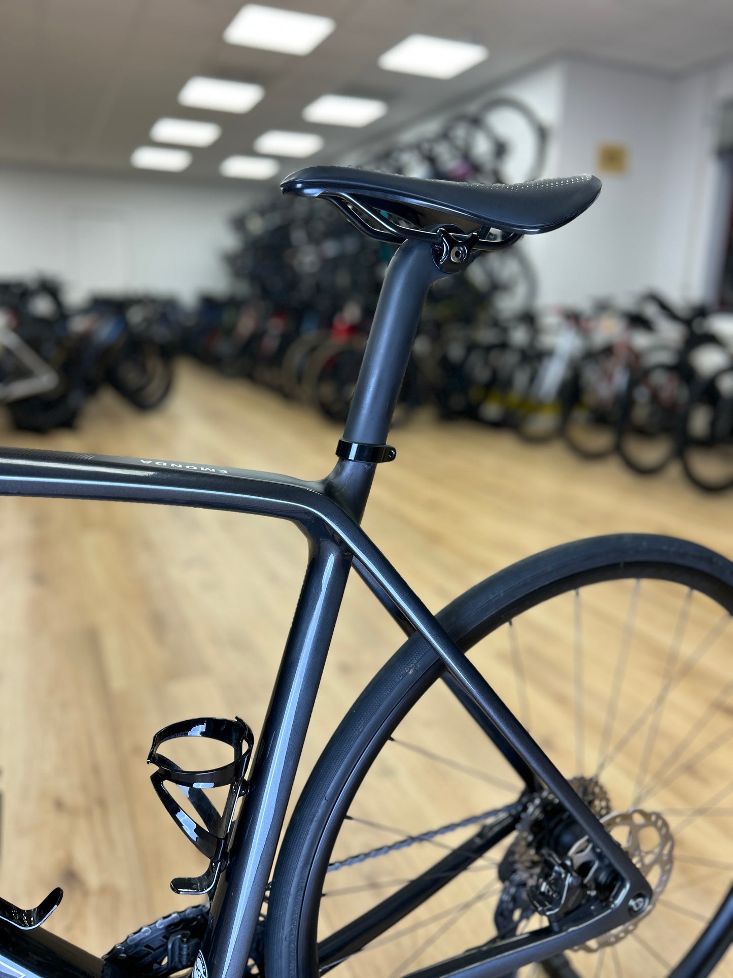 Trek Emonda SL6 Di2 Carbon Road Bike