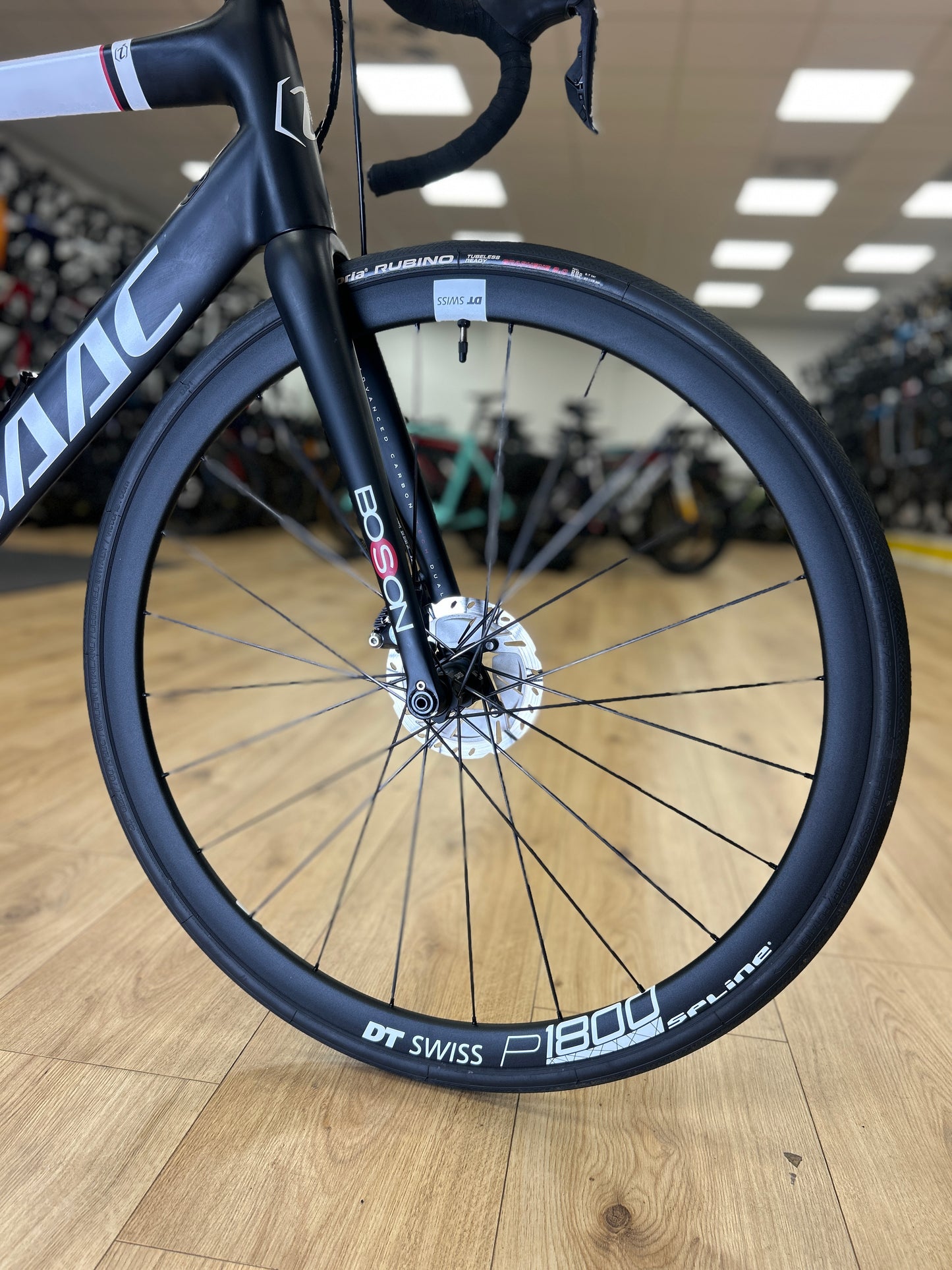 Isaac Boson Di2 Carbon Racefiets