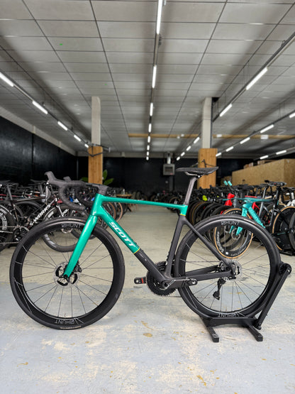 Scott Addict RC Di2 Aston Martin Carbon Racefiets