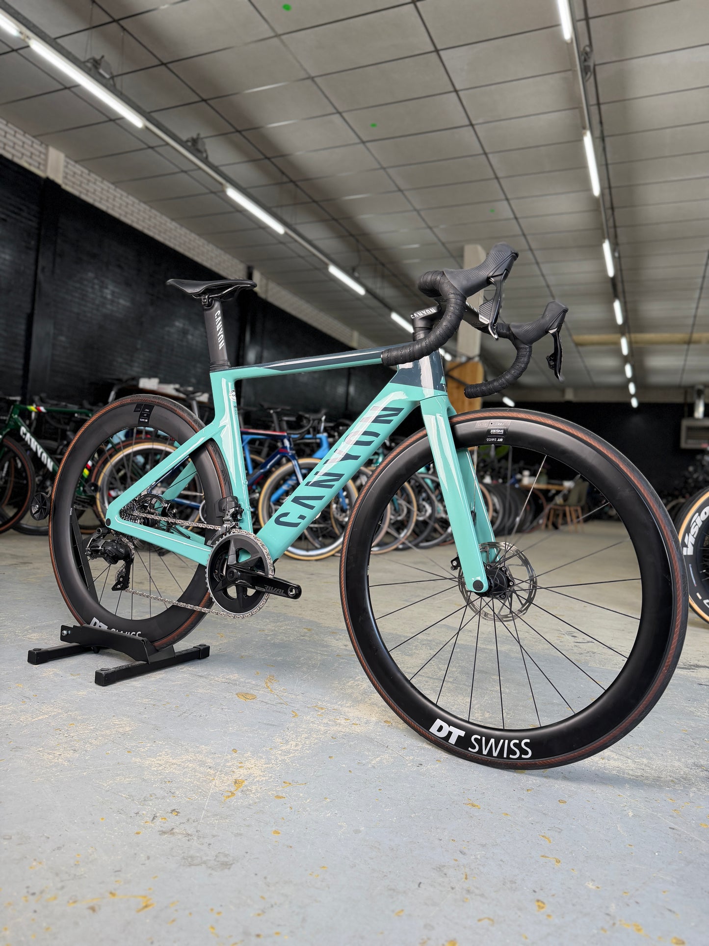 Canyon Aeroad CF SLX AXS Carbon Racefiets