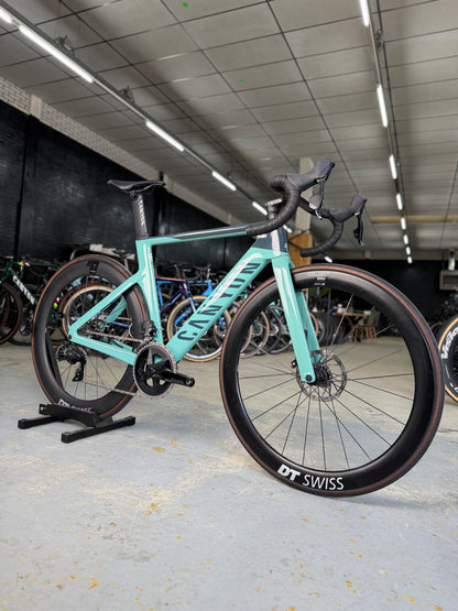 Canyon Aeroad CF SLX AXS Carbon Racefiets