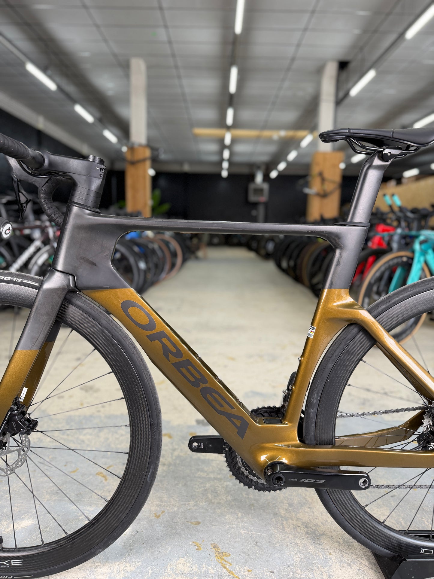 Orbea Orca Aero M30iLTD Di2 Carbon Racefiets