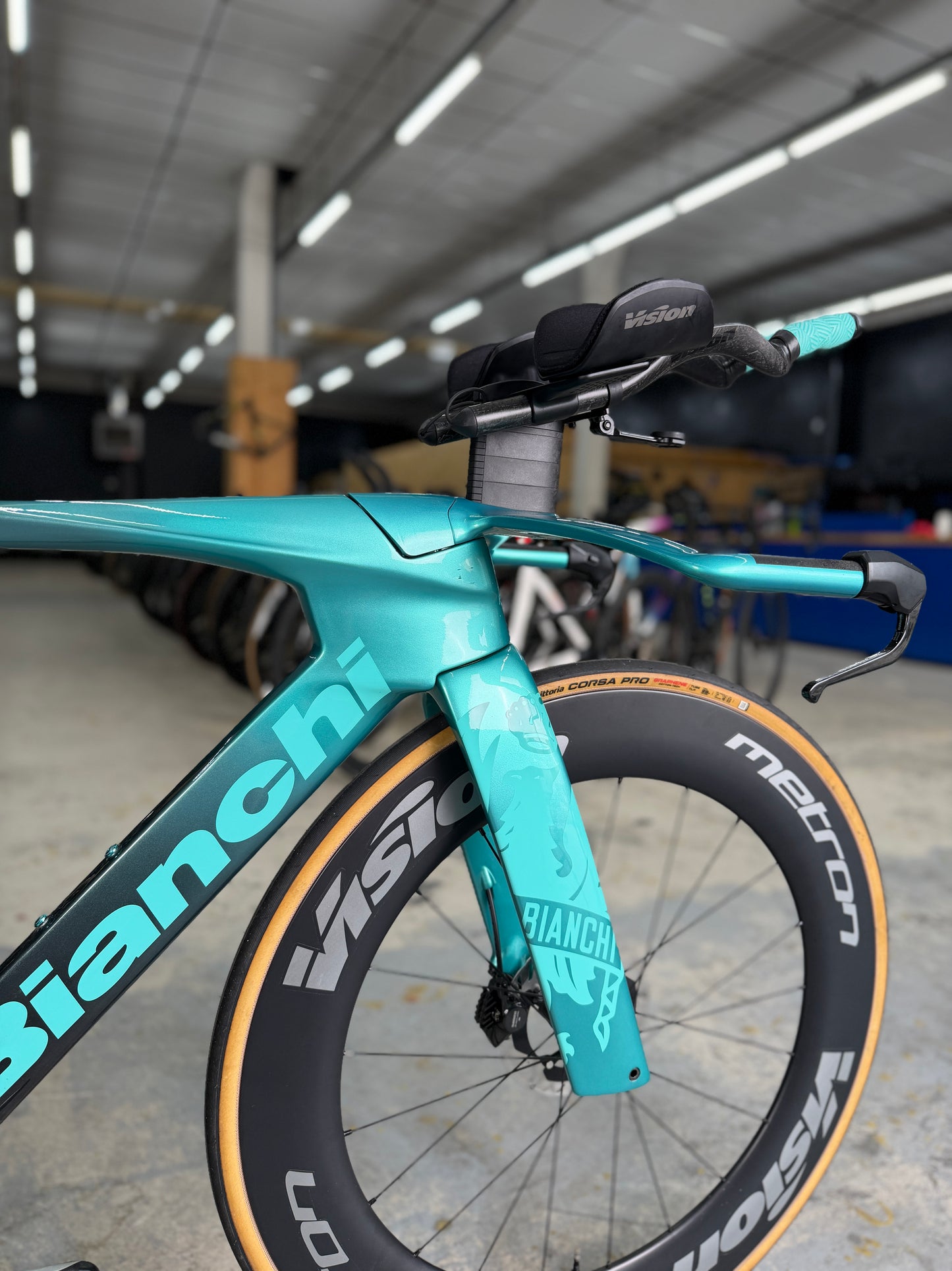 Bianchi Aquila RC Disc Di2 Carbon Racefiets