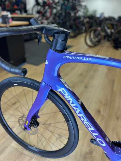 0km Showroom Model Pinarello F5 Di2 Carbon Racefiets