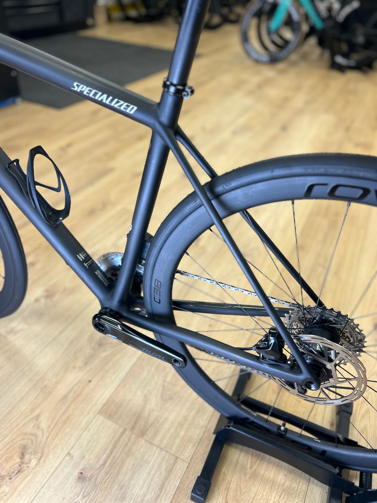 1000km Specialized Aethos Comp AXS Carbon Racefiets