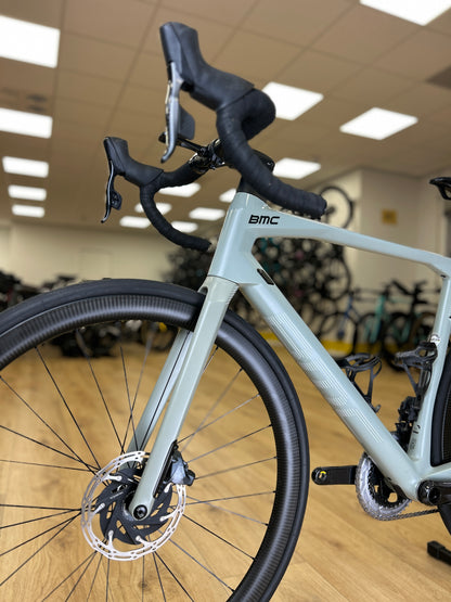 BMC Roadmachine 01 DI2 Carbon Racefiets
