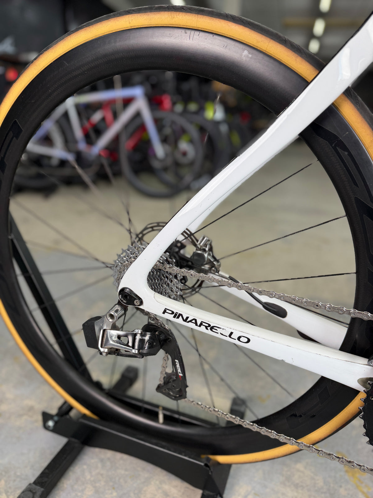 Pinarello Dogma F10 SRAM Red eTap Carbon Road Bike