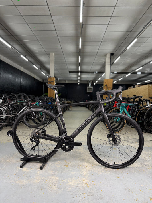 NIEUW BMC Roadmachine Carbon Racefiets