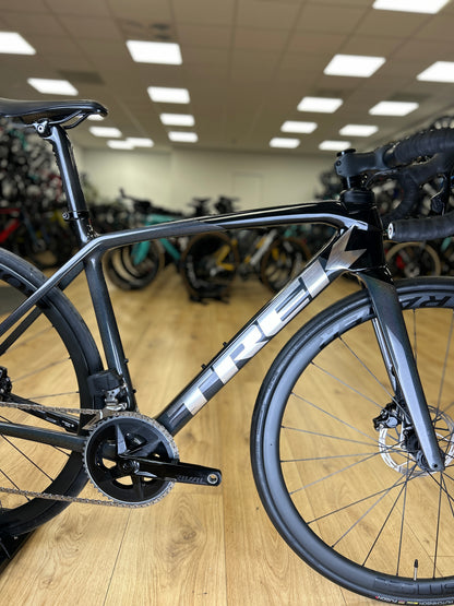 Trek Emonda SL6 AXS Carbon Road Bike