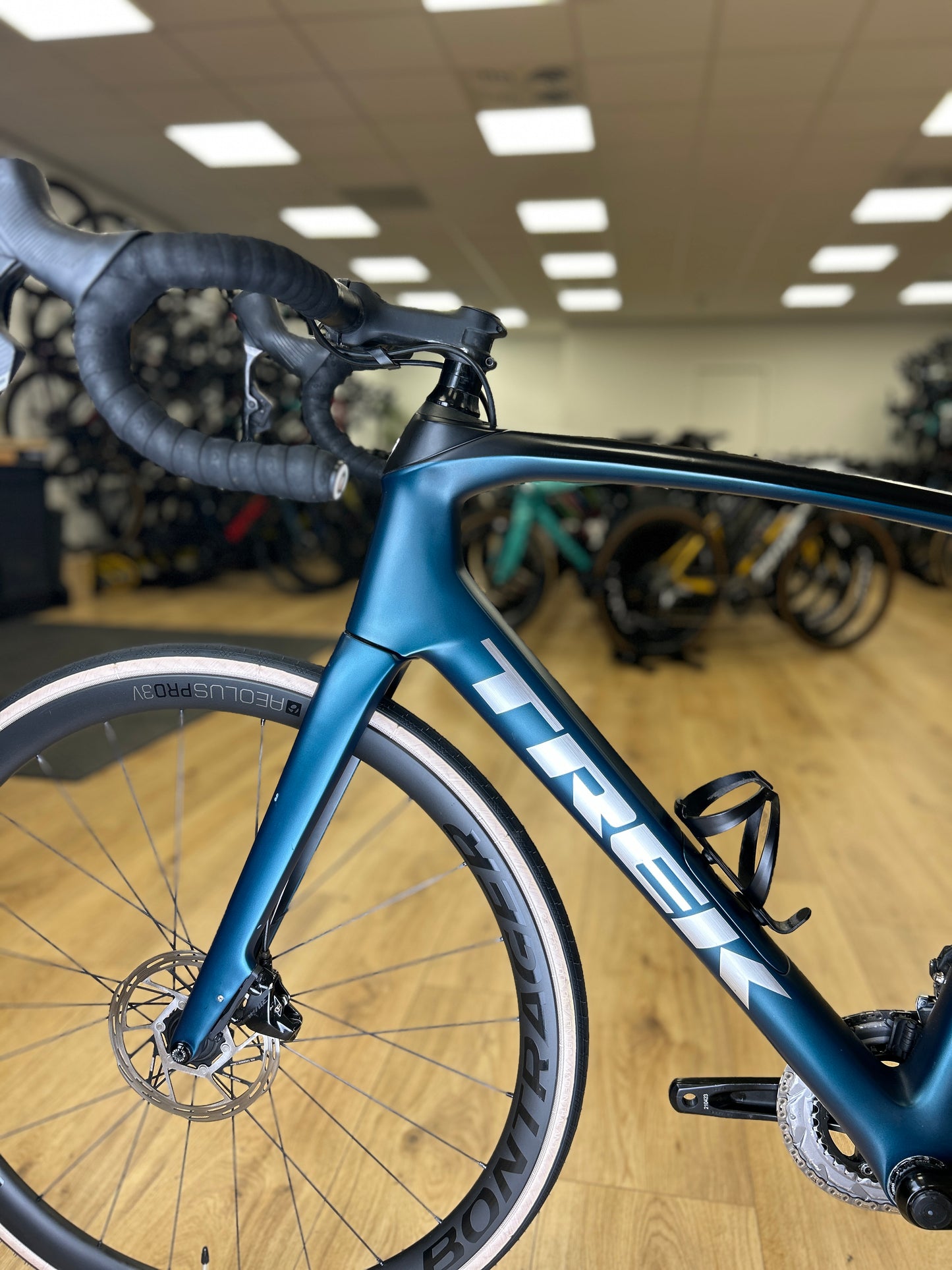 Trek Domane SL6 AXS Carbon Road Bike