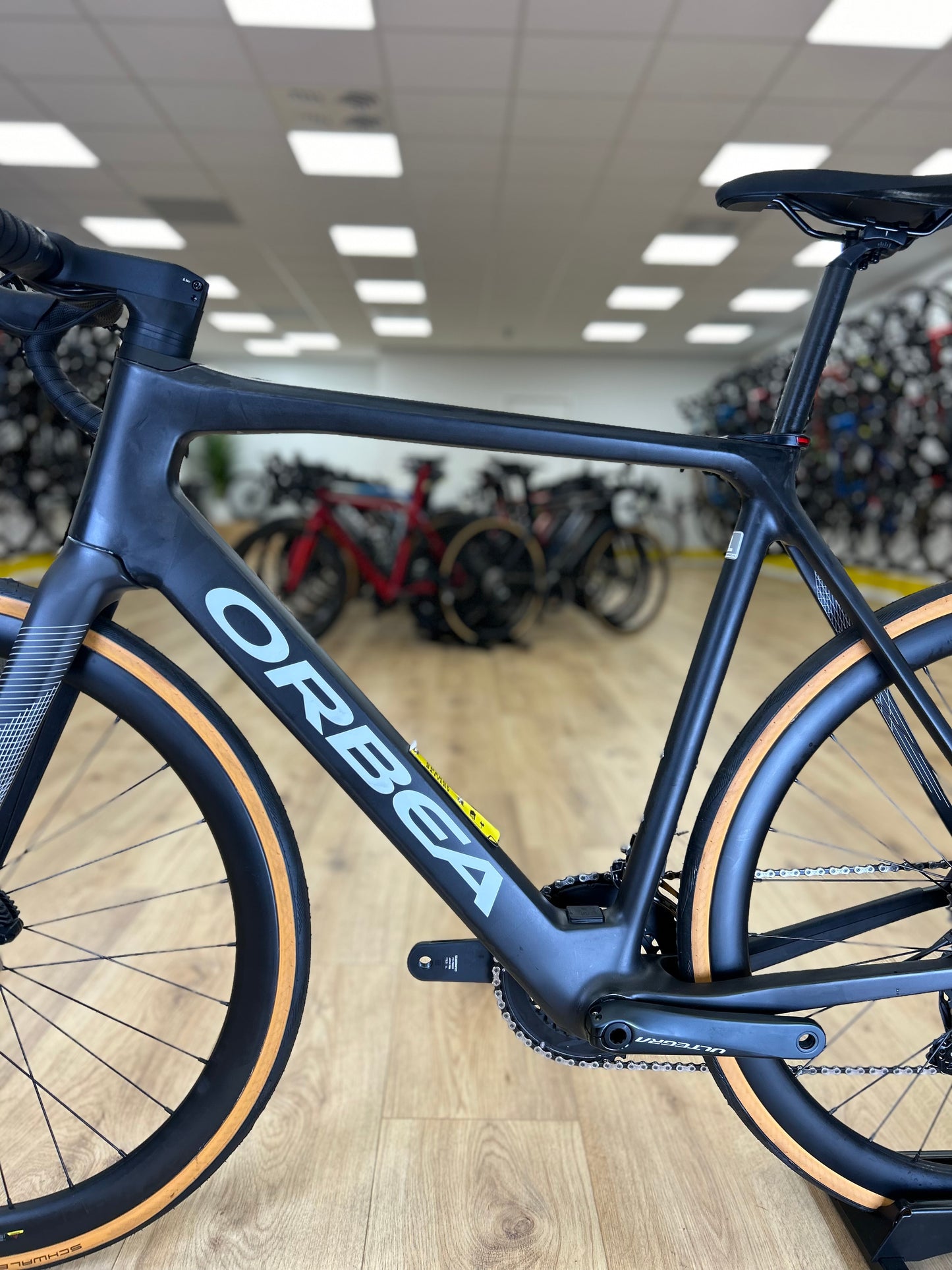 0km Showroom Model Orbea Gain M20 Ultegra Carbon Racefiets