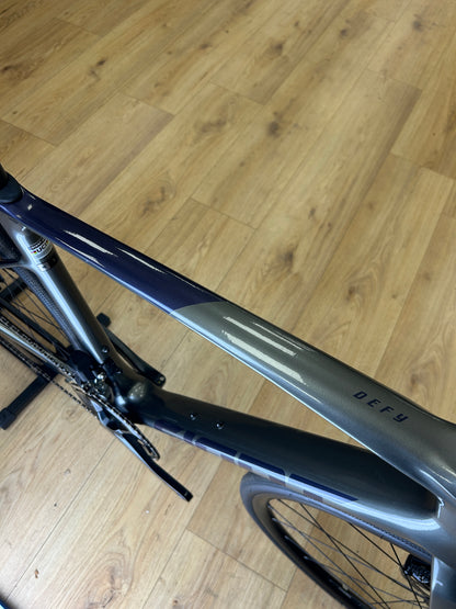 SHOWROOM MODEL 0km Giant Defy Advanced 1 Di2 Carbon Racefiets