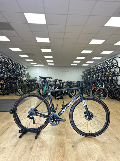 Specialized Roubaix Expert Di2 Carbon Road Bike