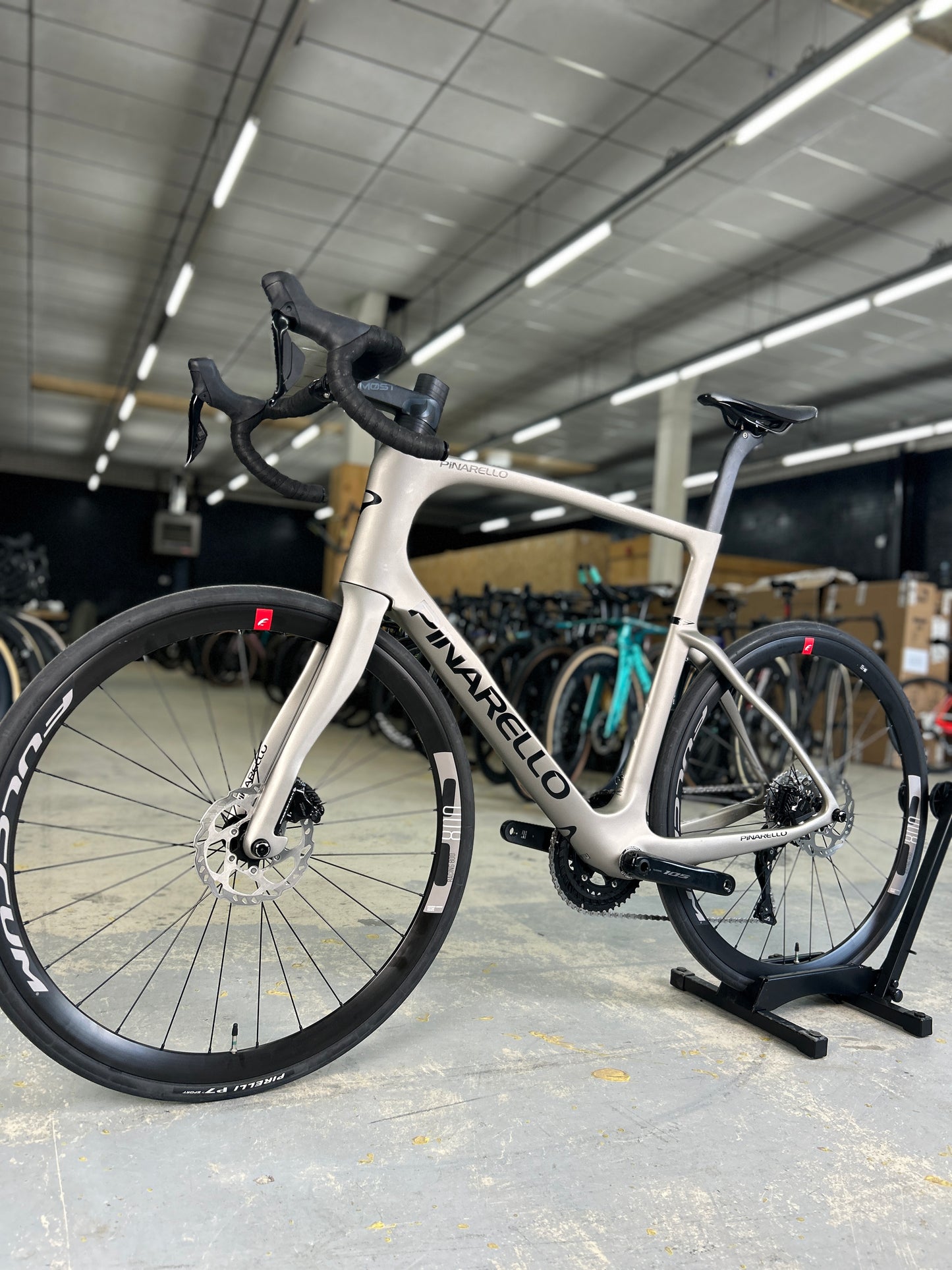 NIEUW Pinarello F5 Di2 Carbon Racefiets