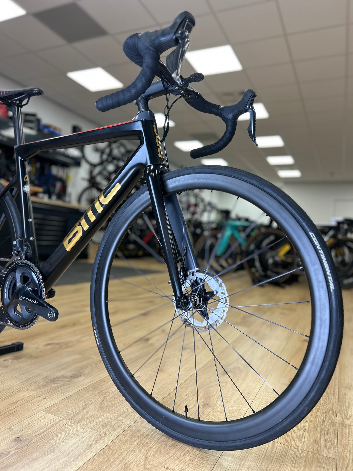 BMC Teammachine SLR02 Di2 Carbon Road Bike