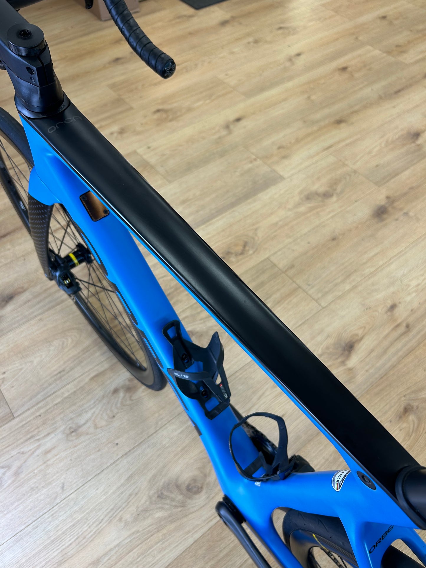 Orbea Orca M21 Full Carbon AXS disc Racefiets