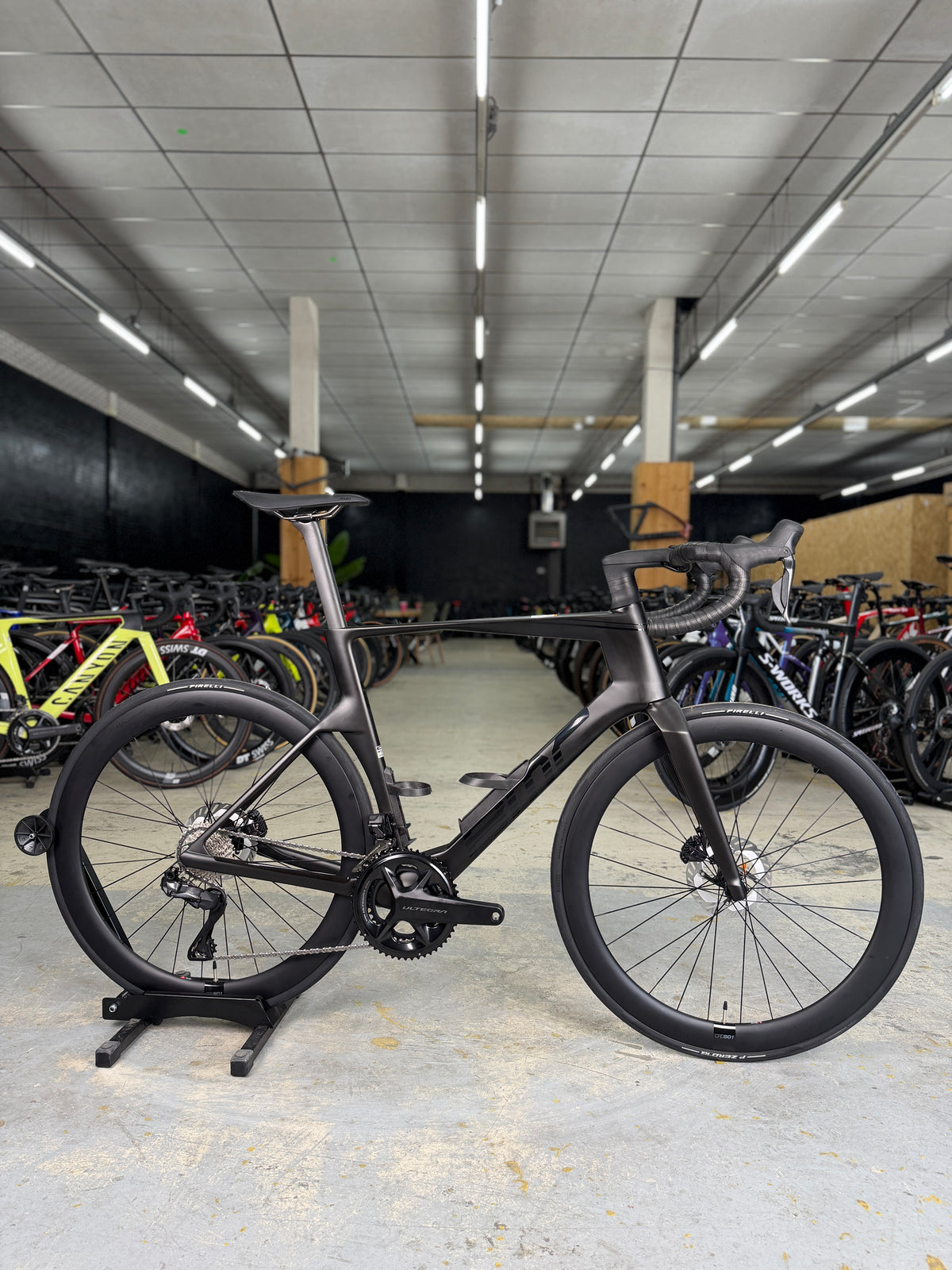 NIEUW BMC Teammachine R01 FOUR Di2 Carbon Racefiets