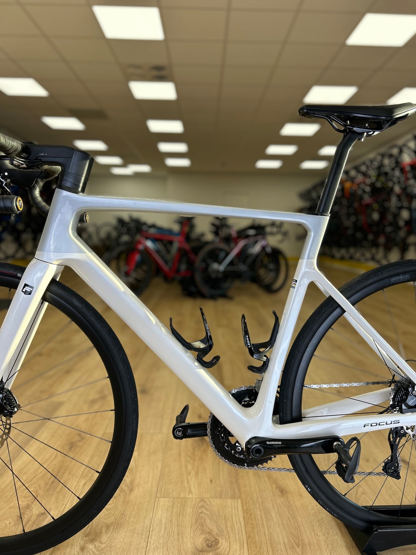 2024 Focus Izalco Max Disc Carbon Racefiets