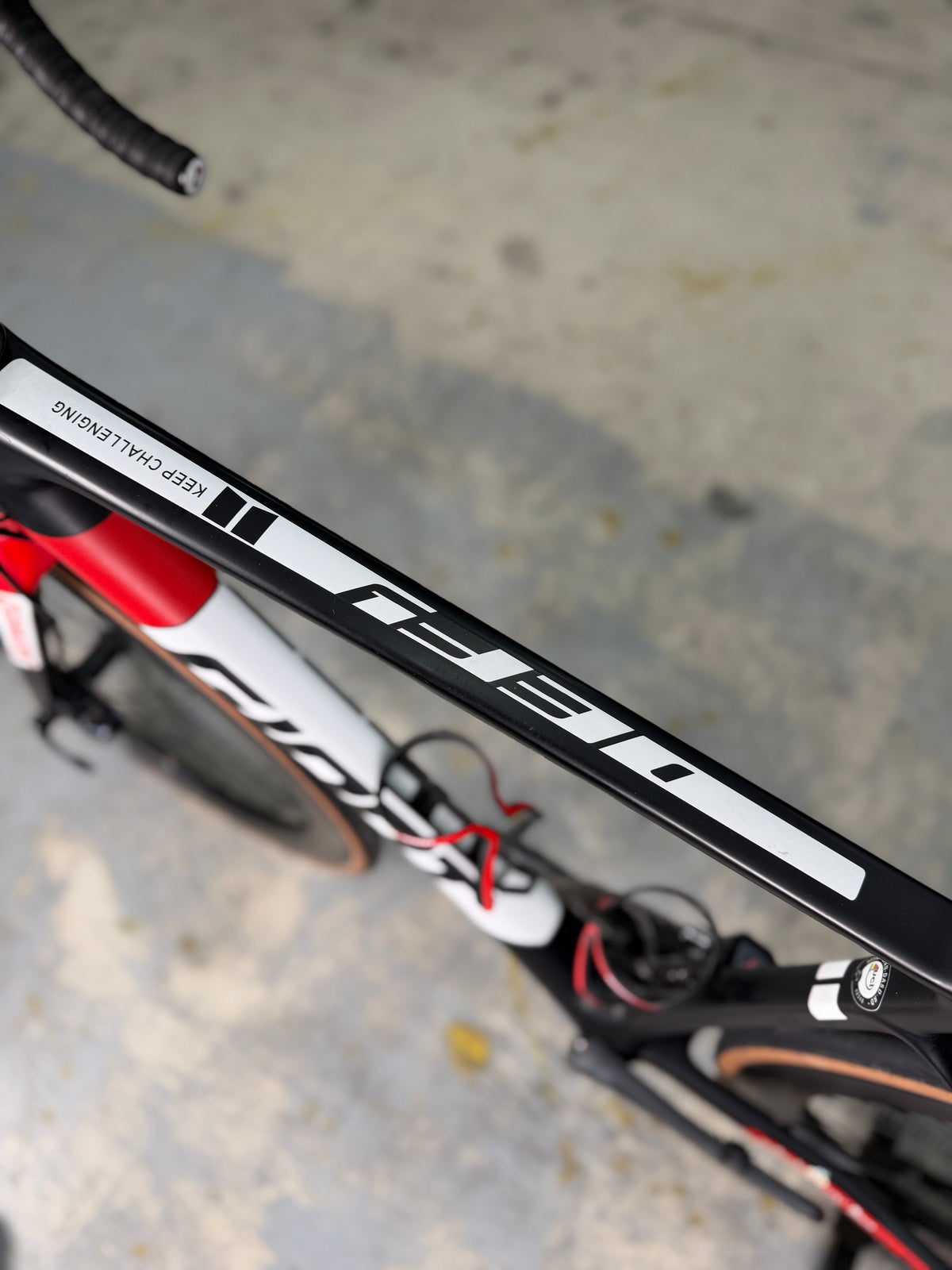 Giant Defy SL Di2 Carbon Road Bike
