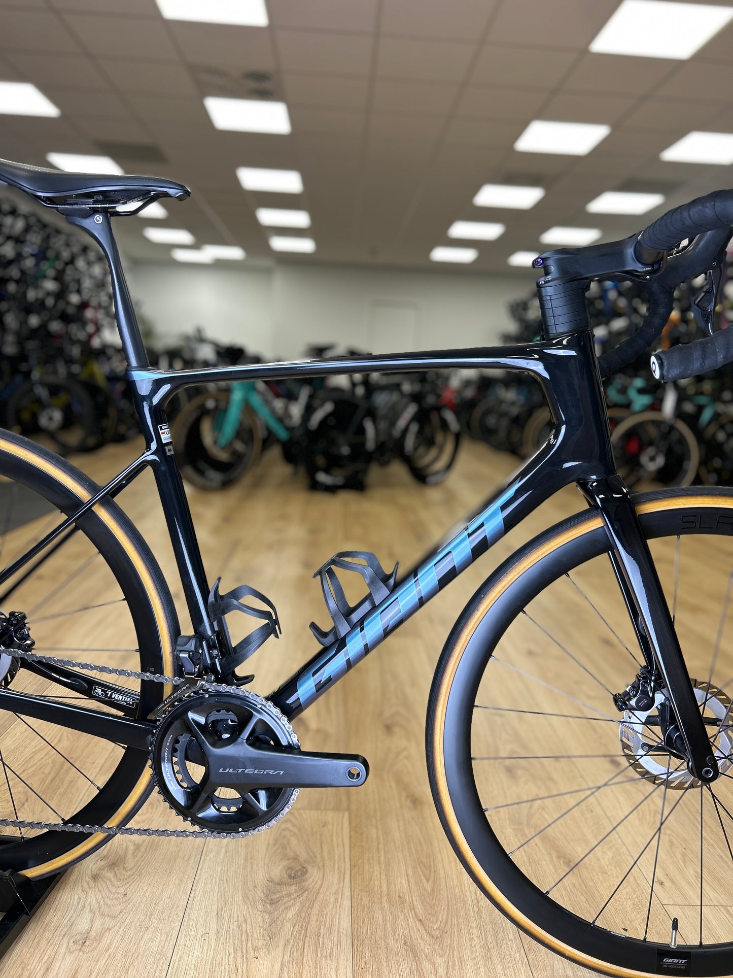 Giant Defy Advanced Pro 0 Di2 Carbon Racefiets