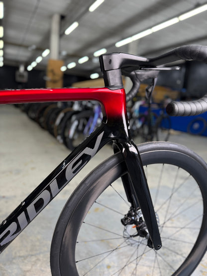 NIEUW Ridley Falcn Di2 Carbon Racefiets