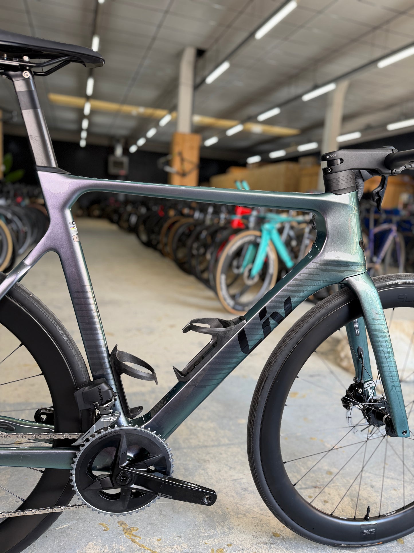 Liv EnviLiv Advanced 1 AXS Carbon Racefiets