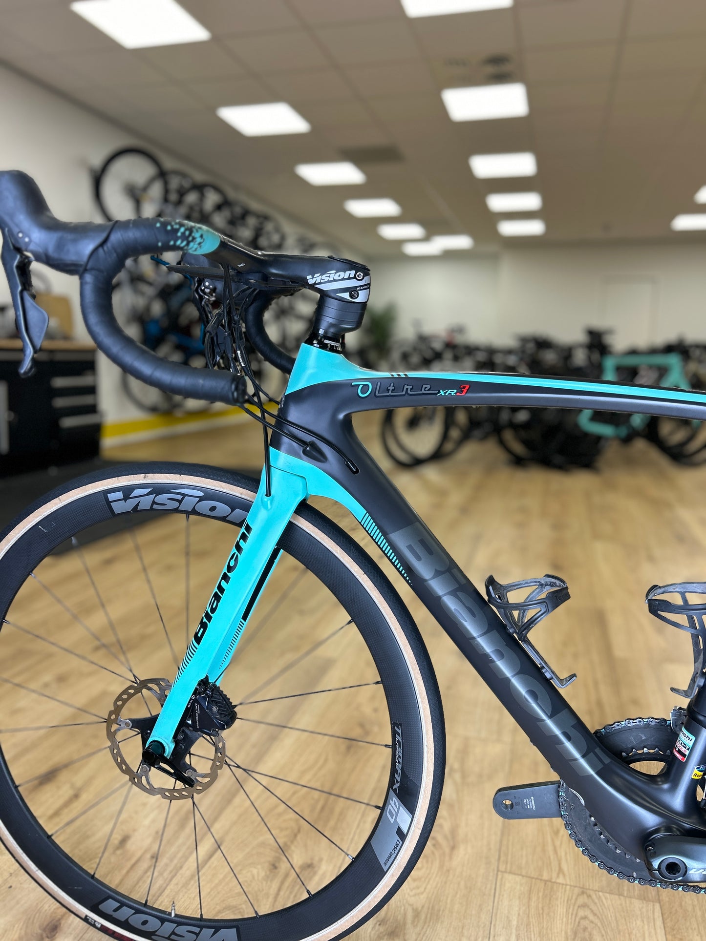 Bianchi Oltre Xr3 Disc Carbon Racefiets