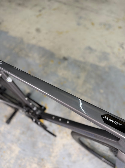 1000km Wilier Filante SLR Dura Ace Di2 Carbon Racefiets