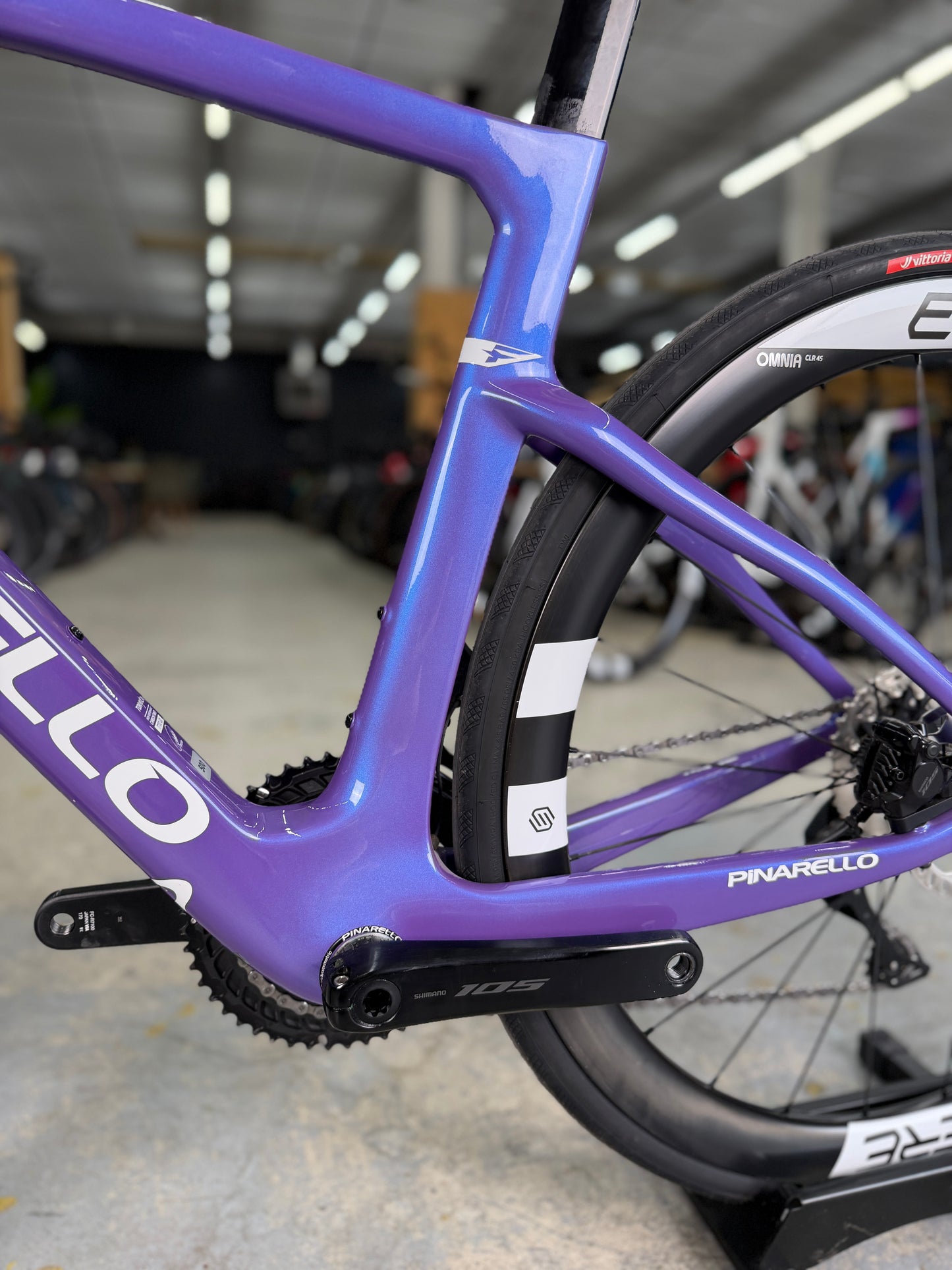 DEMO Pinarello F5 Di2 Carbon Road Bike