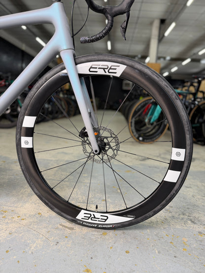 SHOWROOM S-Works Aethos Di2 Carbon Racefiets
