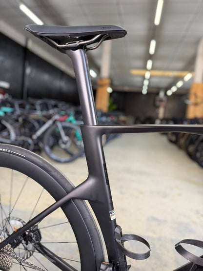 NIEUW BMC TeamMachine R01 Di2 Carbon Racefiets