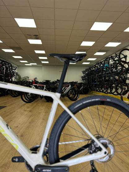 0km Showroom Model Orbea Terra Gravel Fiets