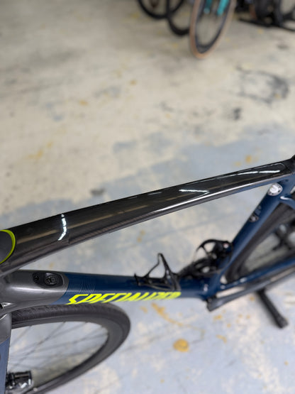 Specialized Roubaix Expert Di2 Carbon Road Bike