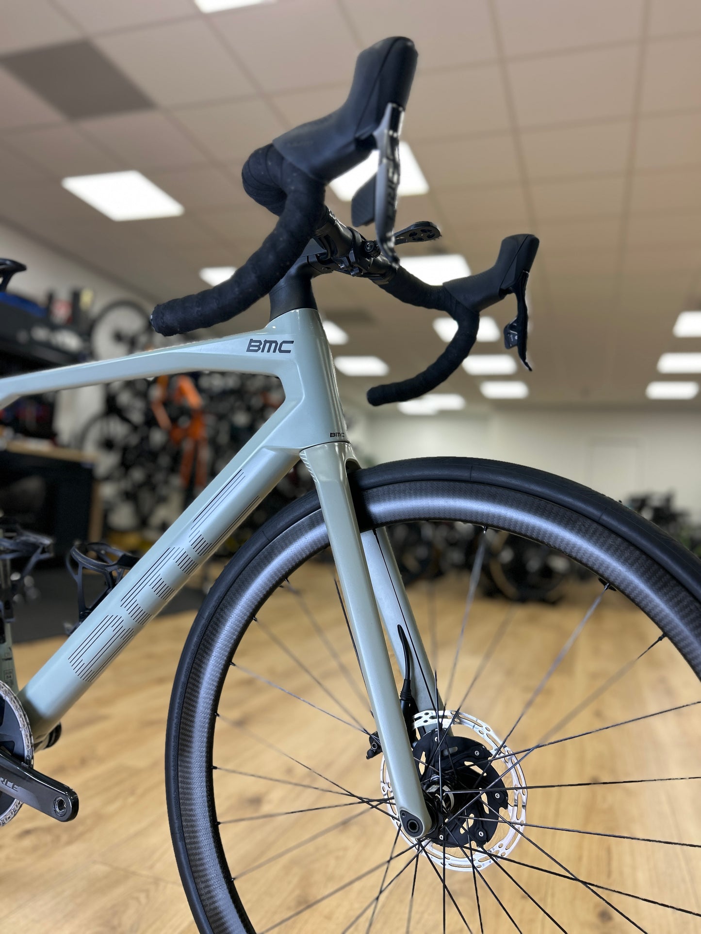 BMC Roadmachine 01 DI2 Carbon Racefiets