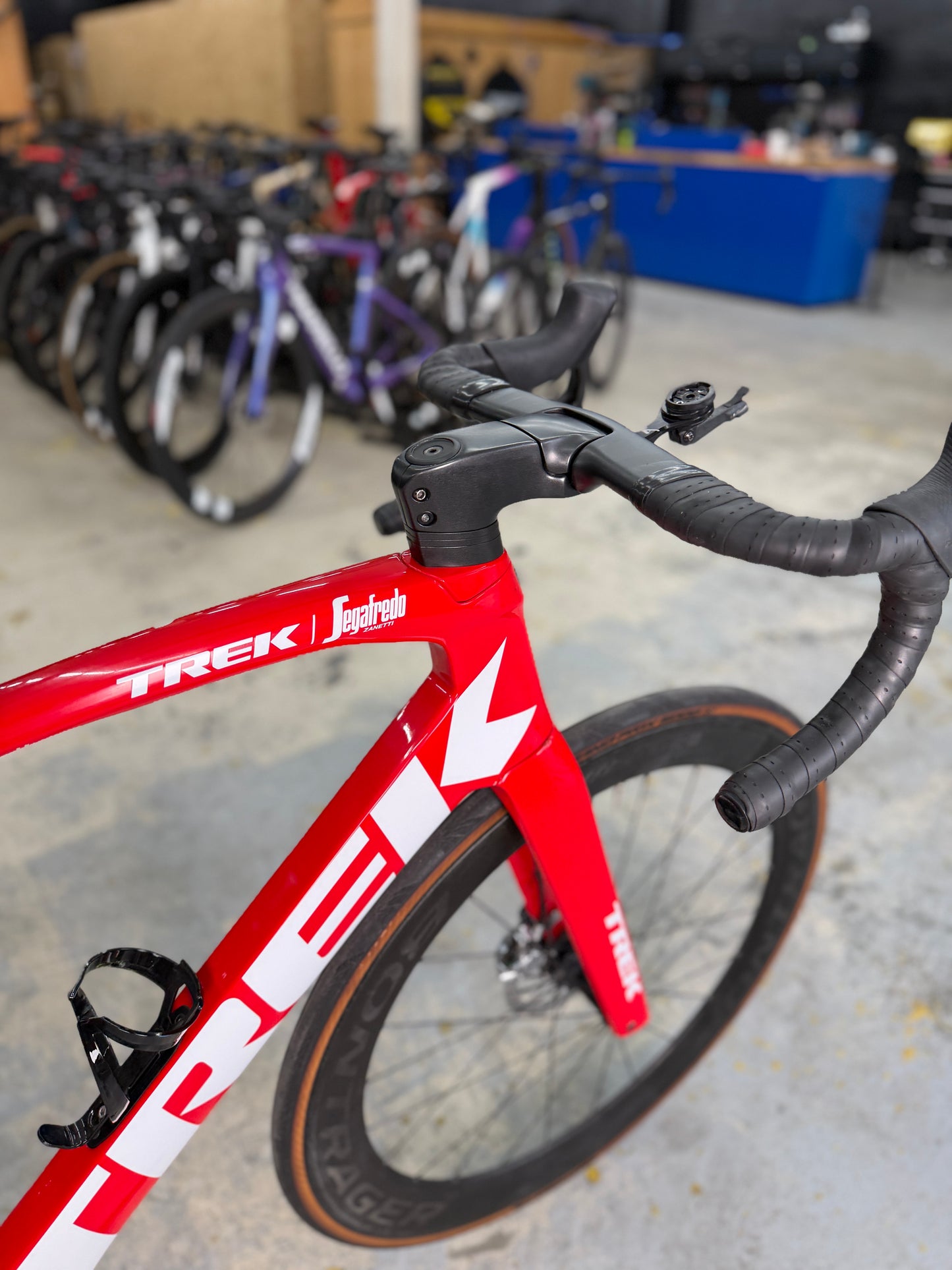 Trek Madone SLR9 SRAM Red eTap Carbon Racefiets