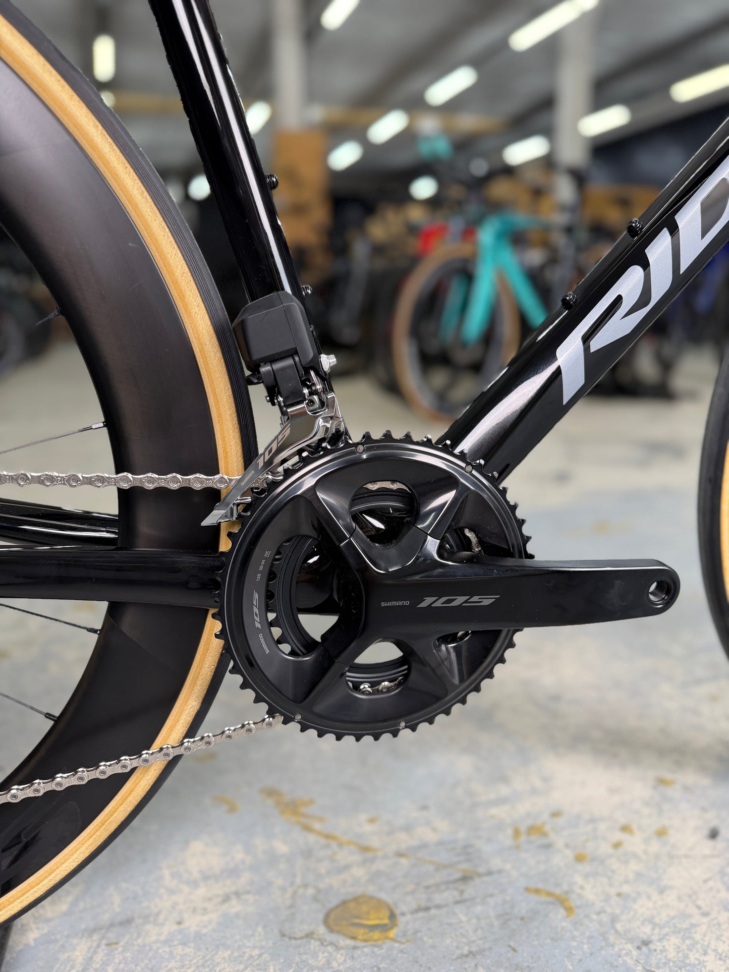 SHOWROOM Ridley Fenix SLiC Di2 Carbon Racefiets