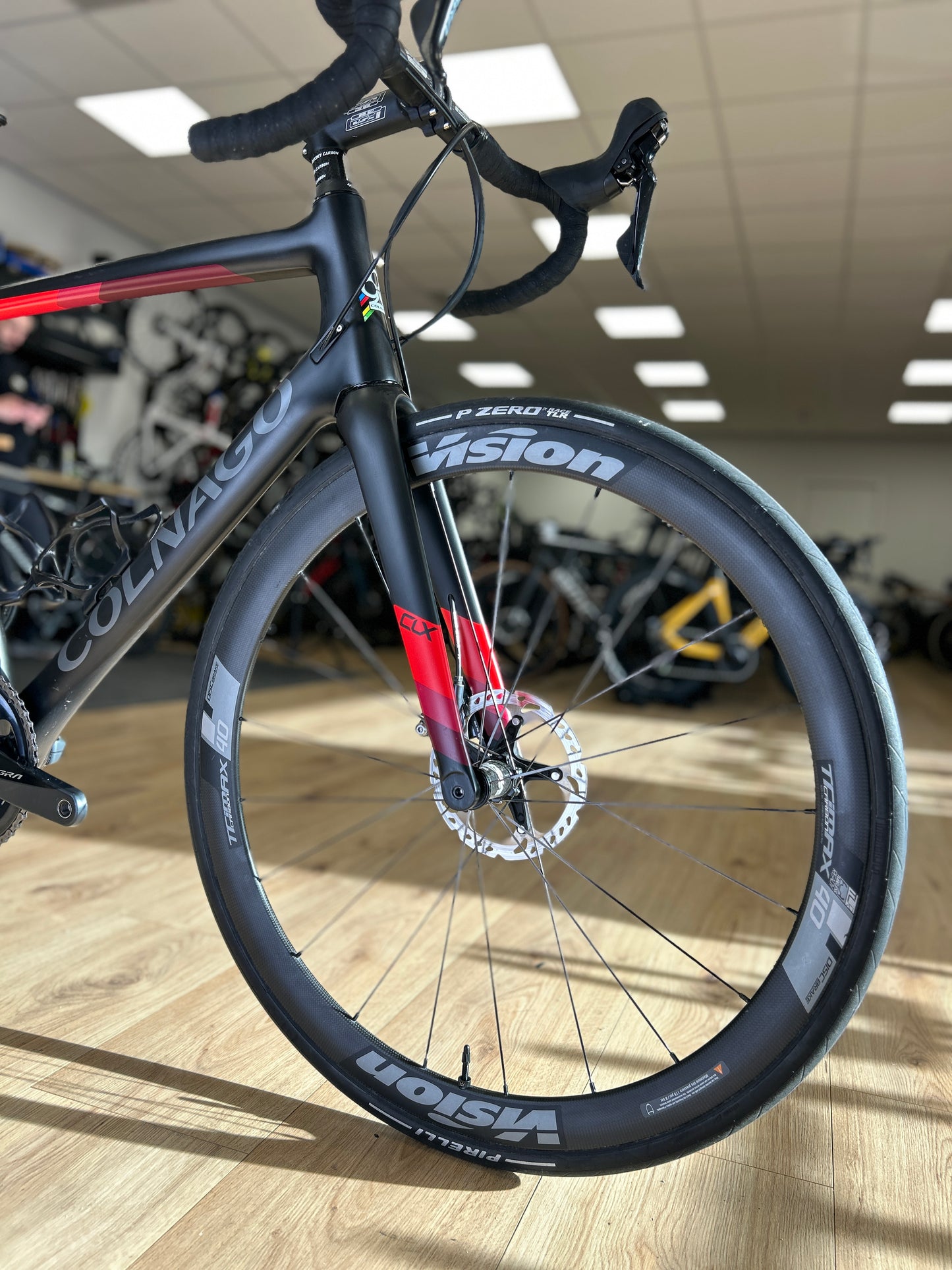 Colnago CLX Disc Carbon Road Bike