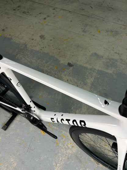 Showroom Factor O2 Di2 Carbon Racefiets