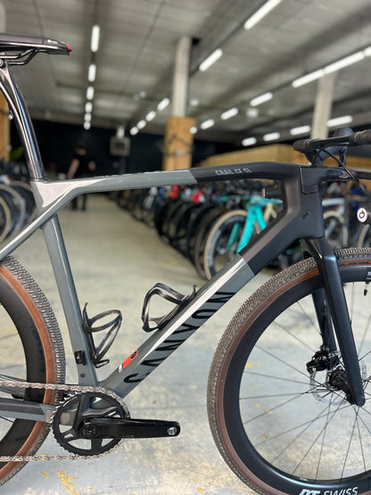Canyon Grail CF SL7 AXS Gravel Fiets