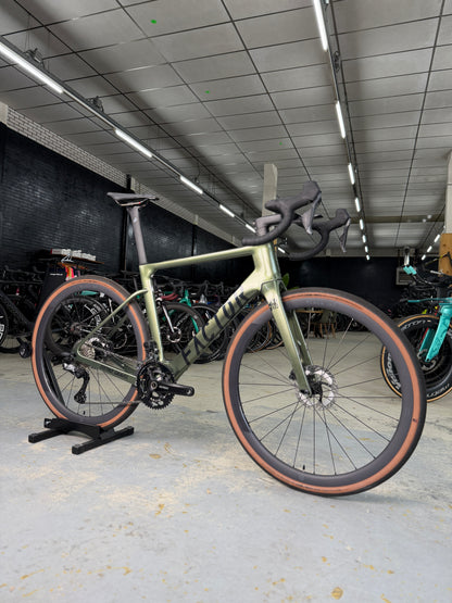 NIEUW Factor Ostro Gravel GRX Di2 Gravel Fiets