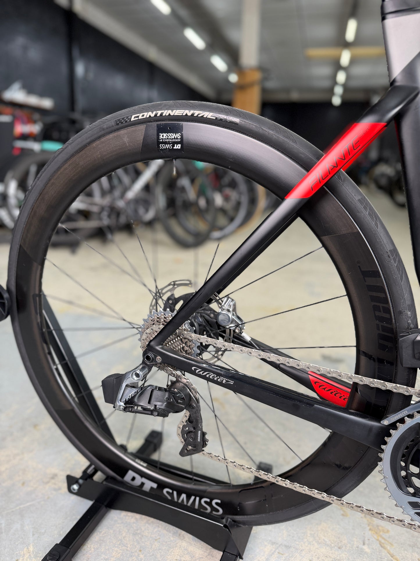 Wilier Filante SLR eTap Carbon Racefiets