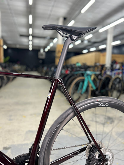 Showroom Model Orbea Orca M20iTEAM Di2 Carbon Road Bike