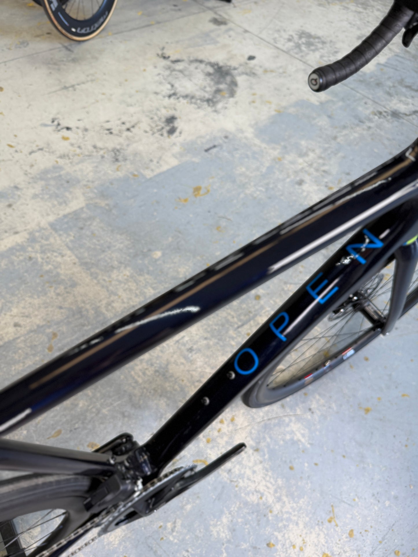 NIEUW Open MIN.D AXS Carbon Racefiets