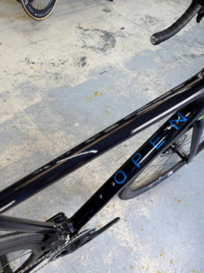 NIEUW Open MIN.D AXS Carbon Racefiets
